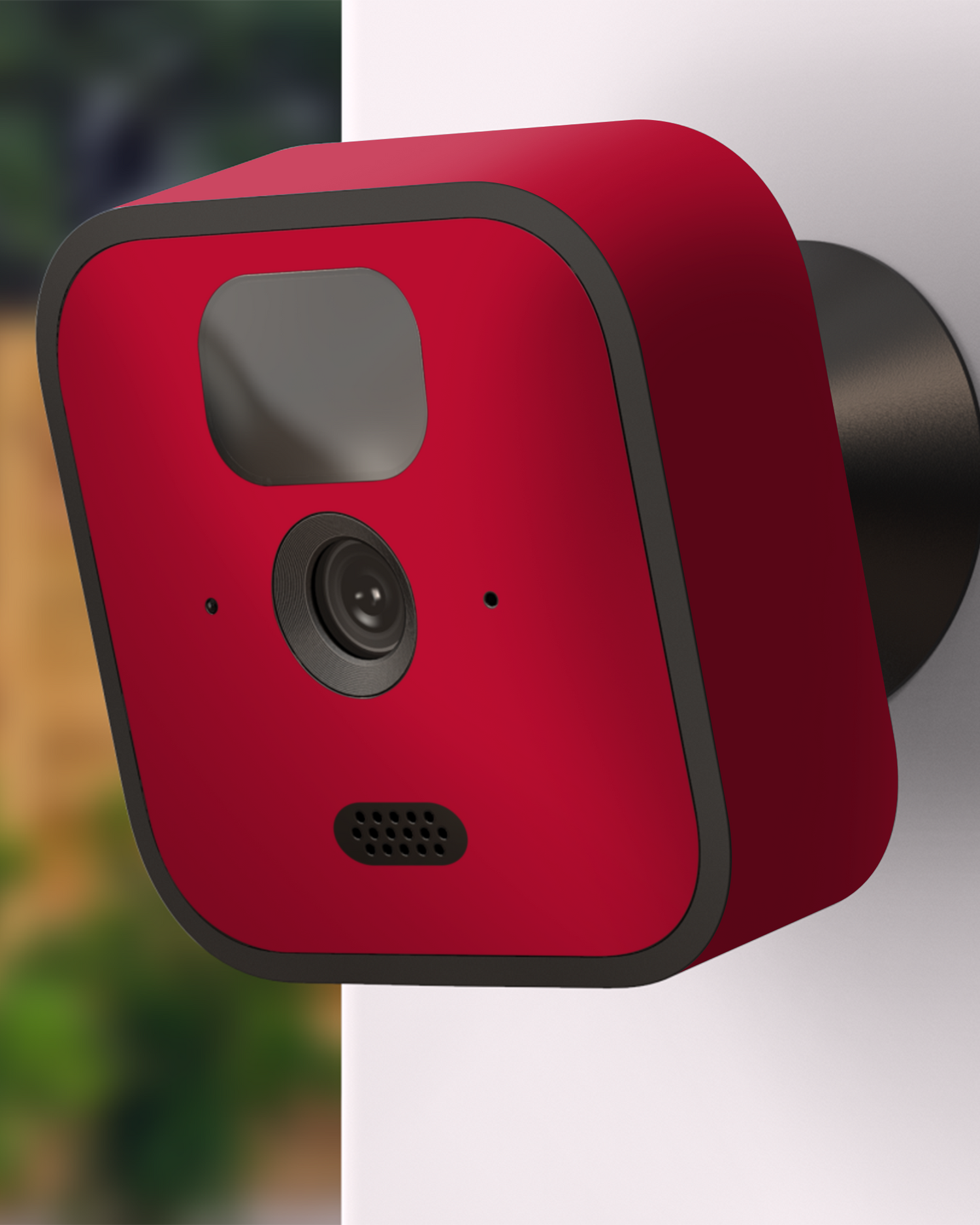 RED Camera Skin Blink Outdoor (2020) attached to exterior wall